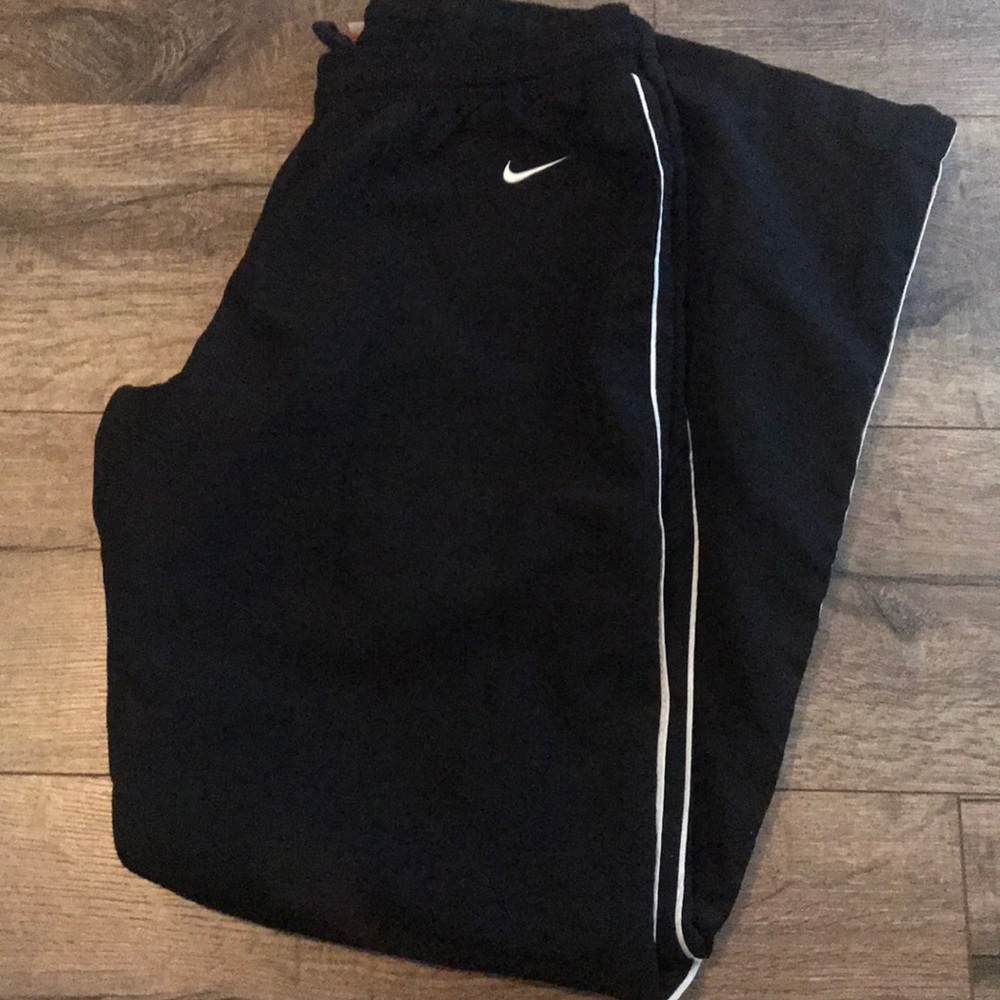 Nike jogging pants